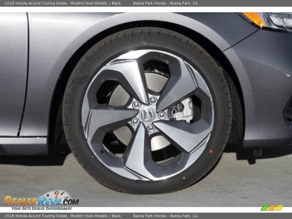 2018 Honda Accord Touring Sedan Modern Steel Metallic / Black Photo #13