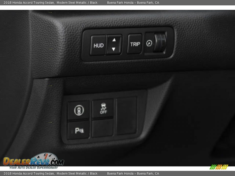 2018 Honda Accord Touring Sedan Modern Steel Metallic / Black Photo #30
