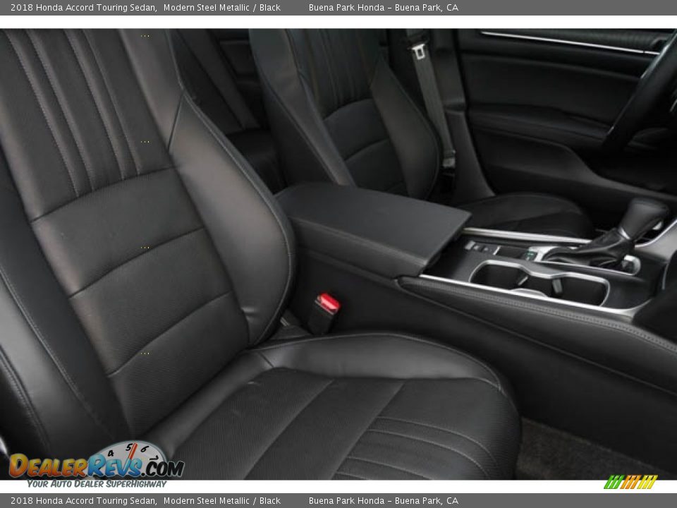 2018 Honda Accord Touring Sedan Modern Steel Metallic / Black Photo #35