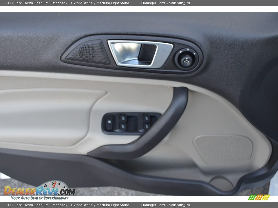 2014 Ford Fiesta Titanium Hatchback Oxford White / Medium Light Stone Photo #8