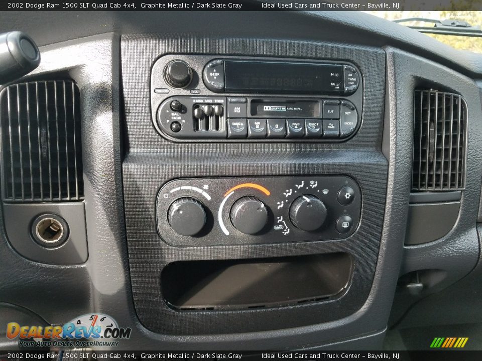 2002 Dodge Ram 1500 SLT Quad Cab 4x4 Graphite Metallic / Dark Slate Gray Photo #16