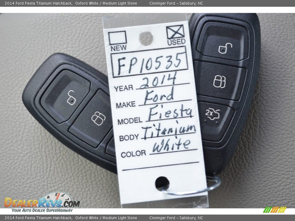 2014 Ford Fiesta Titanium Hatchback Oxford White / Medium Light Stone Photo #27