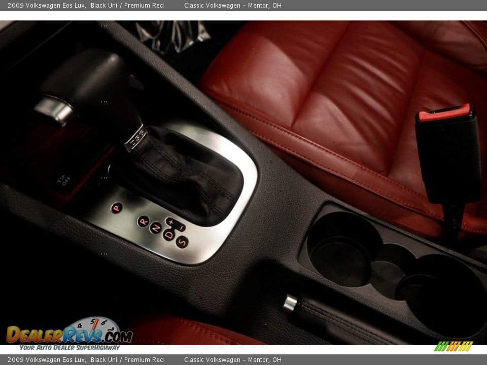 2009 Volkswagen Eos Lux Black Uni / Premium Red Photo #13