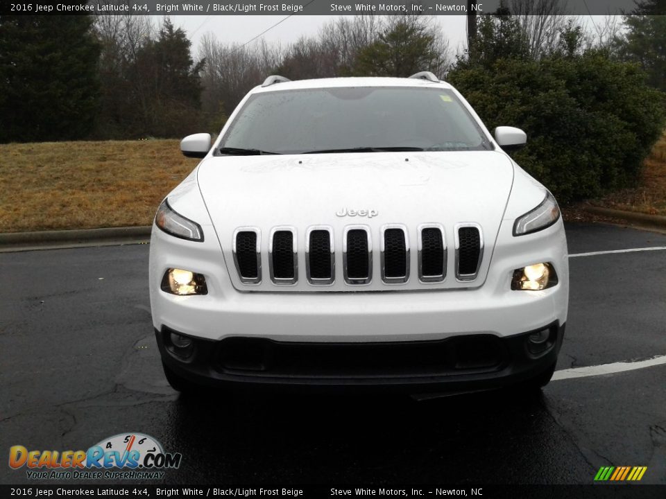 2016 Jeep Cherokee Latitude 4x4 Bright White / Black/Light Frost Beige Photo #3