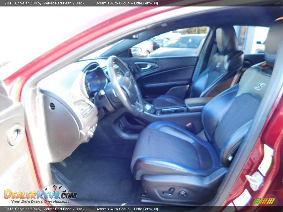 2015 Chrysler 200 S Velvet Red Pearl / Black Photo #11