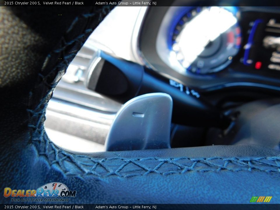 2015 Chrysler 200 S Velvet Red Pearl / Black Photo #24