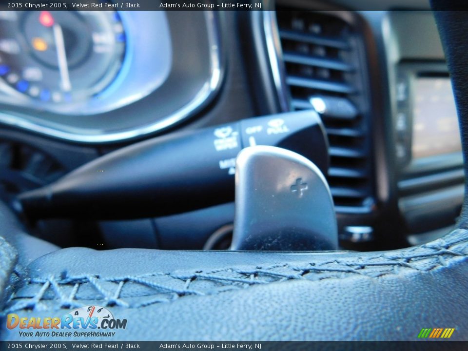 2015 Chrysler 200 S Velvet Red Pearl / Black Photo #25