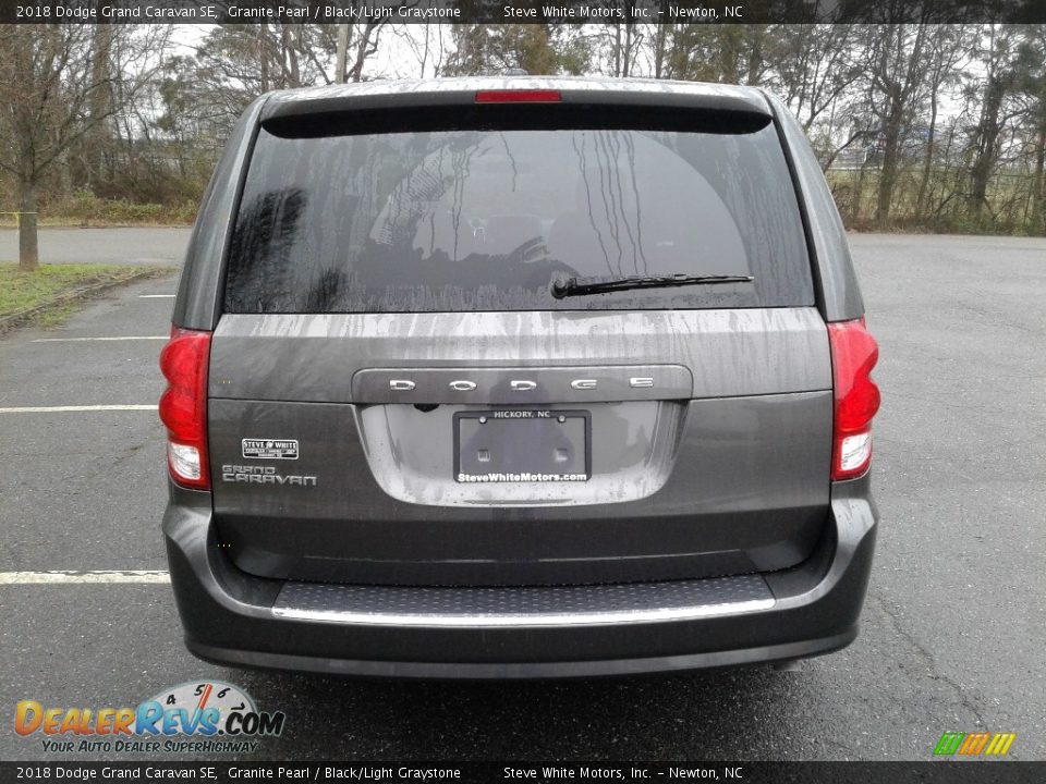 2018 Dodge Grand Caravan SE Granite Pearl / Black/Light Graystone Photo #7