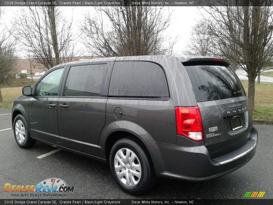 2018 Dodge Grand Caravan SE Granite Pearl / Black/Light Graystone Photo #8