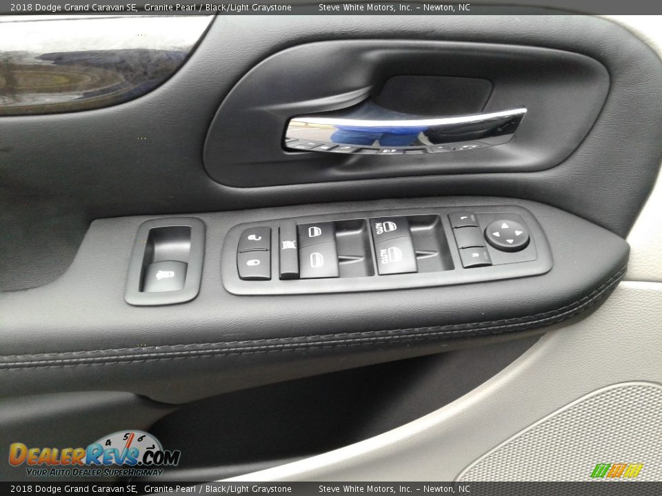 2018 Dodge Grand Caravan SE Granite Pearl / Black/Light Graystone Photo #9