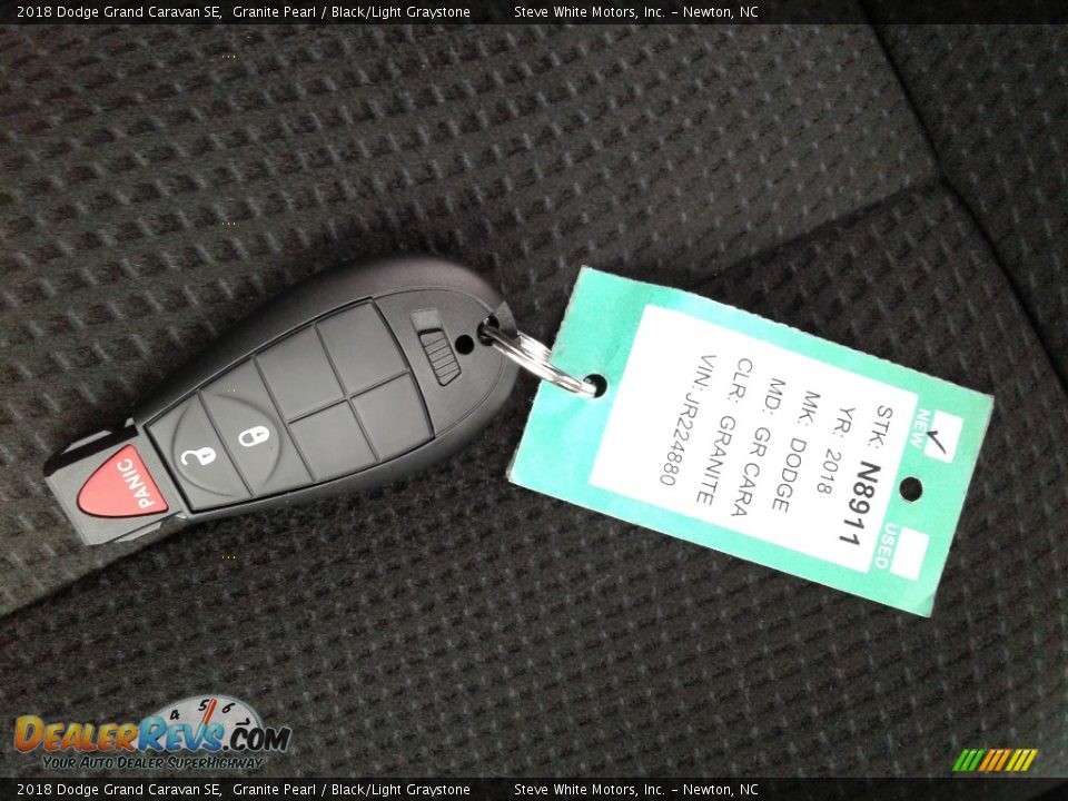 2018 Dodge Grand Caravan SE Granite Pearl / Black/Light Graystone Photo #33