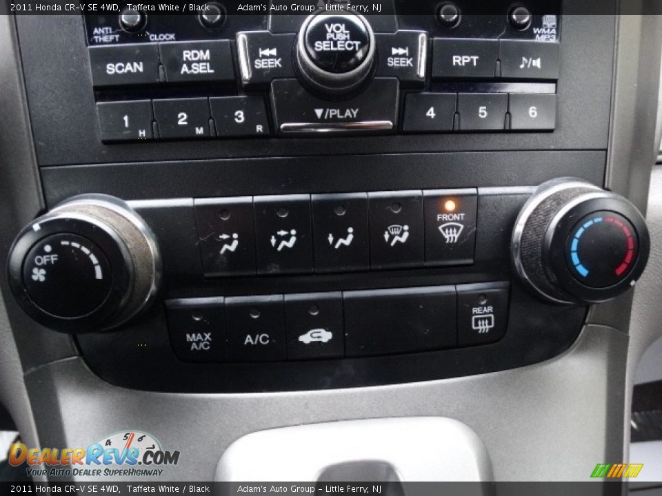 2011 Honda CR-V SE 4WD Taffeta White / Black Photo #33