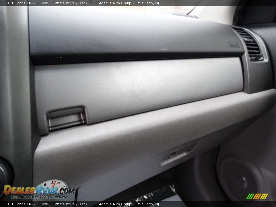 2011 Honda CR-V SE 4WD Taffeta White / Black Photo #35
