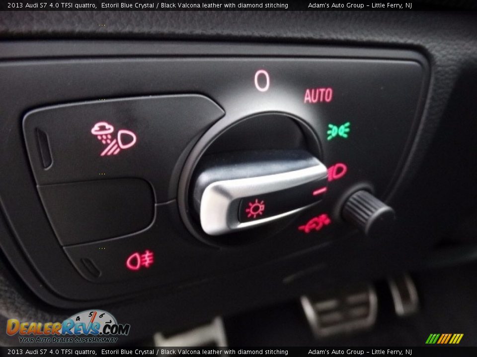 Controls of 2013 Audi S7 4.0 TFSI quattro Photo #28