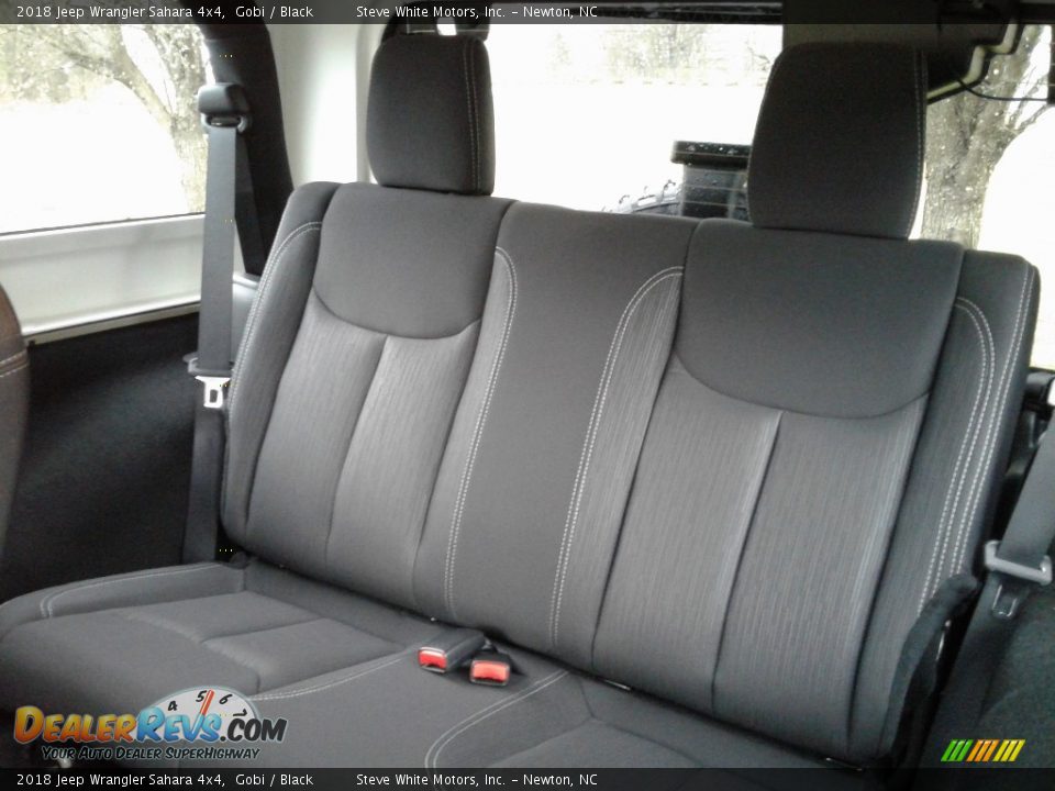 Rear Seat of 2018 Jeep Wrangler Sahara 4x4 Photo #11