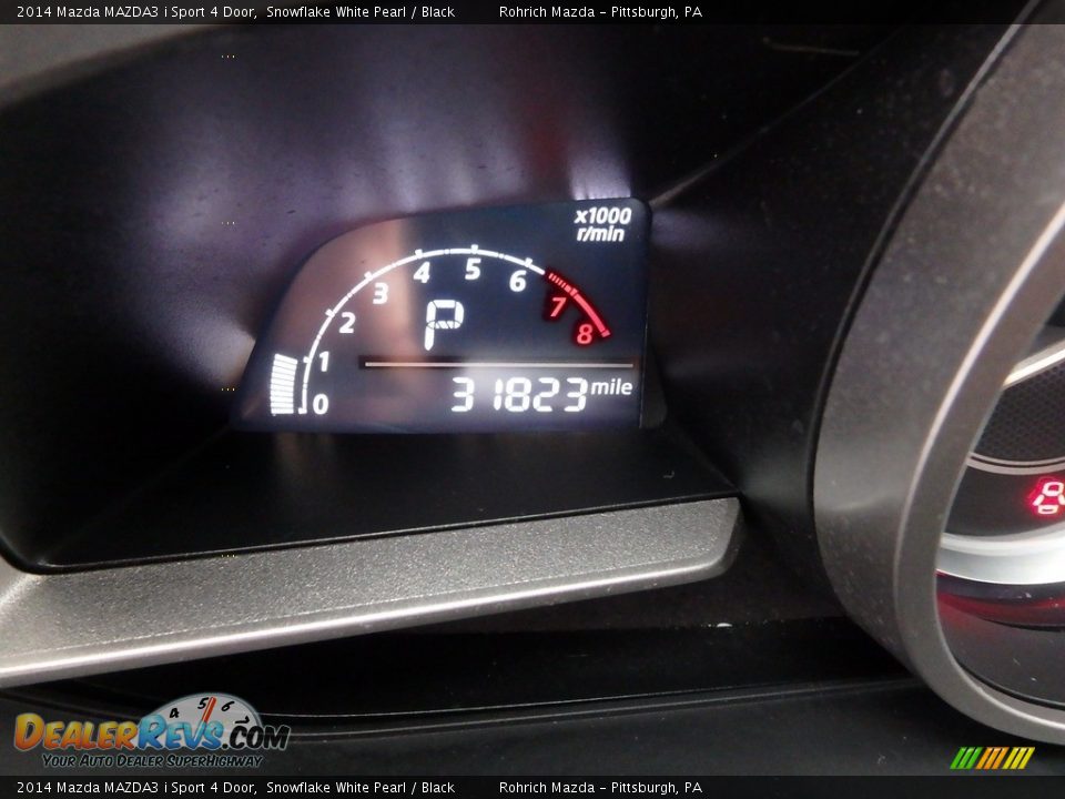 2014 Mazda MAZDA3 i Sport 4 Door Snowflake White Pearl / Black Photo #10