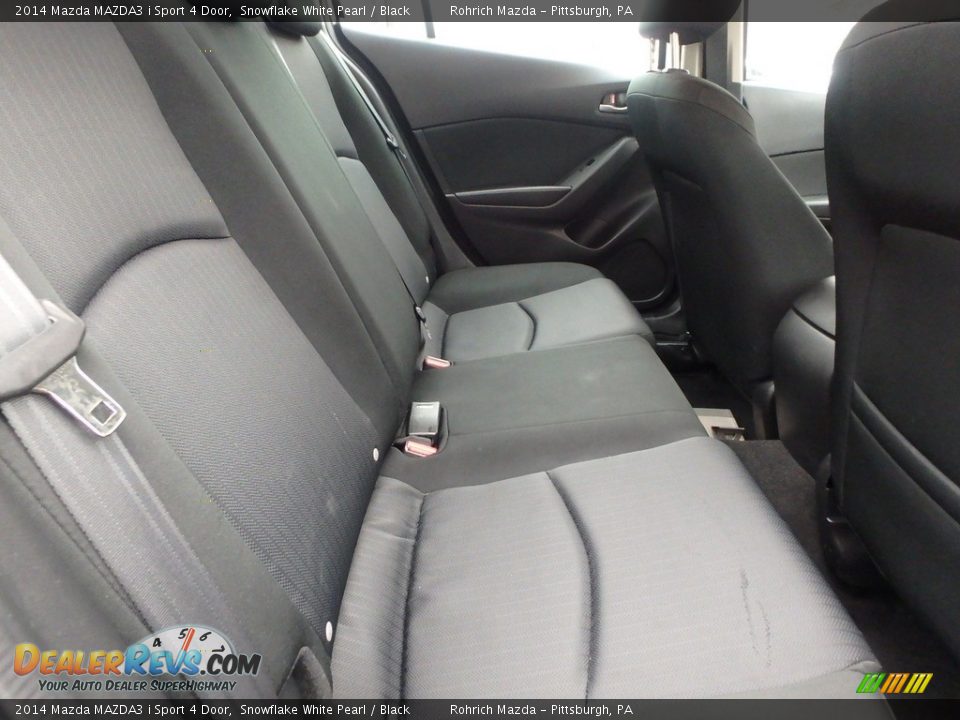 2014 Mazda MAZDA3 i Sport 4 Door Snowflake White Pearl / Black Photo #15