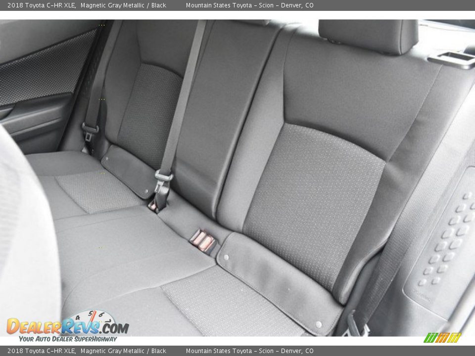 2018 Toyota C-HR XLE Magnetic Gray Metallic / Black Photo #16