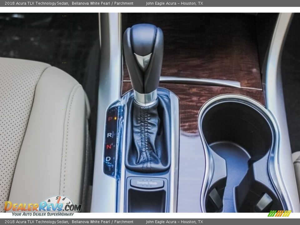 2018 Acura TLX Technology Sedan Bellanova White Pearl / Parchment Photo #31