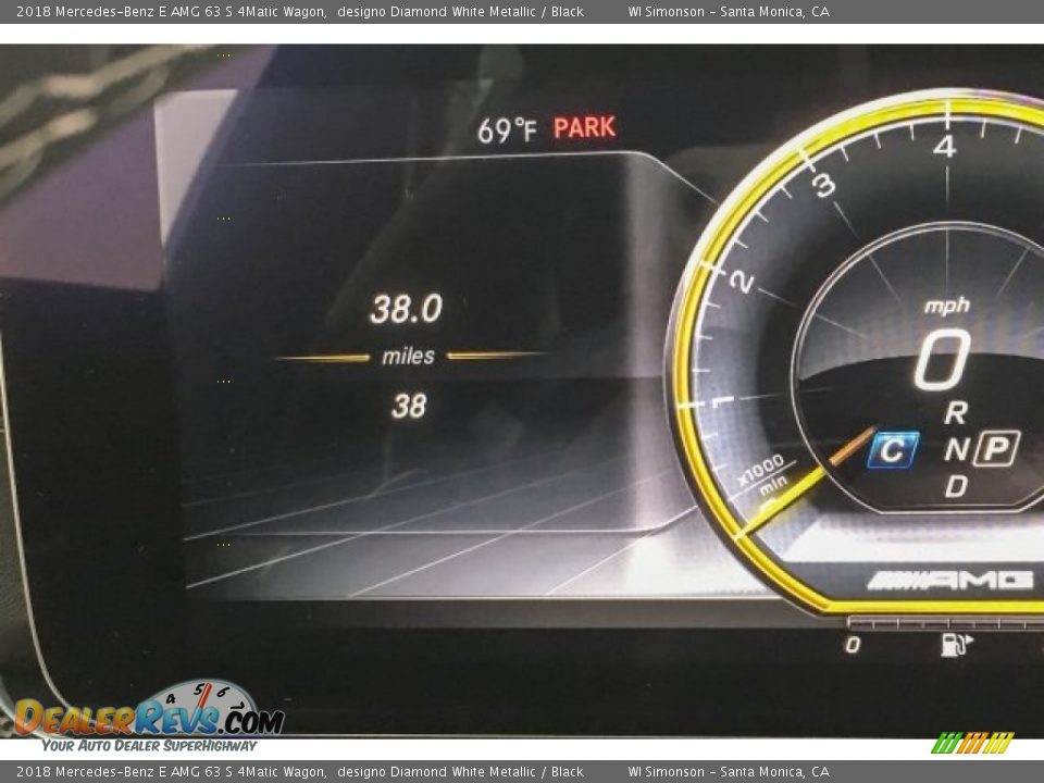 2018 Mercedes-Benz E AMG 63 S 4Matic Wagon designo Diamond White Metallic / Black Photo #32