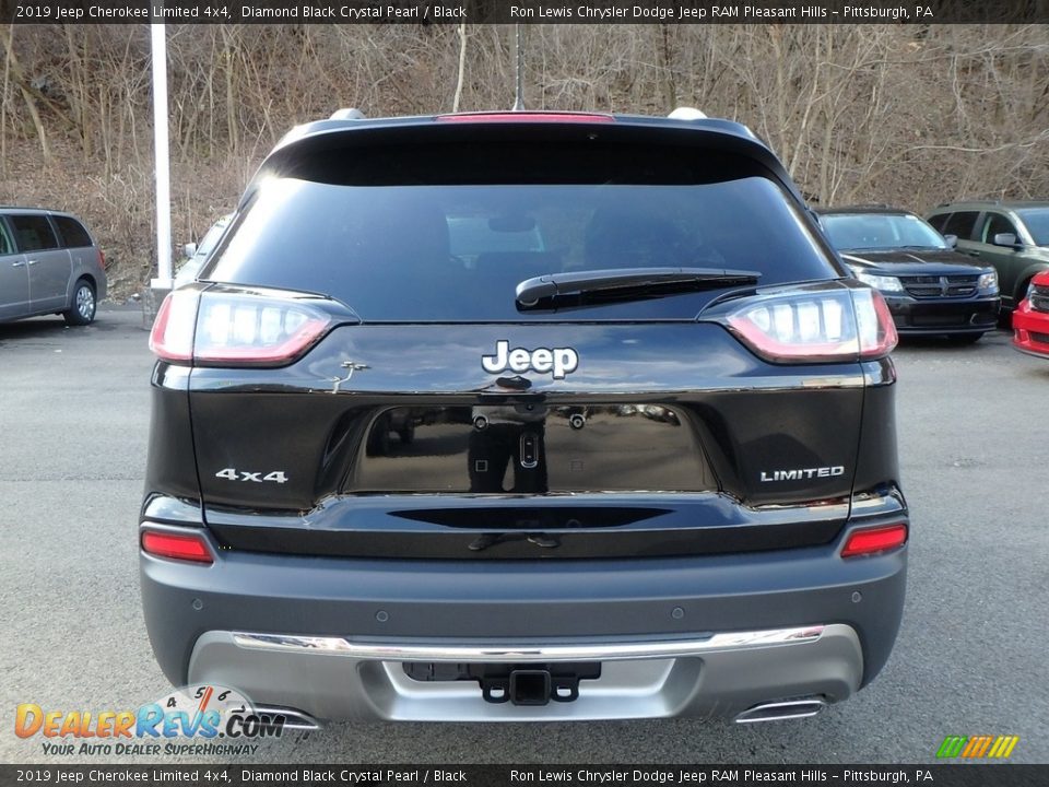 2019 Jeep Cherokee Limited 4x4 Diamond Black Crystal Pearl / Black Photo #4