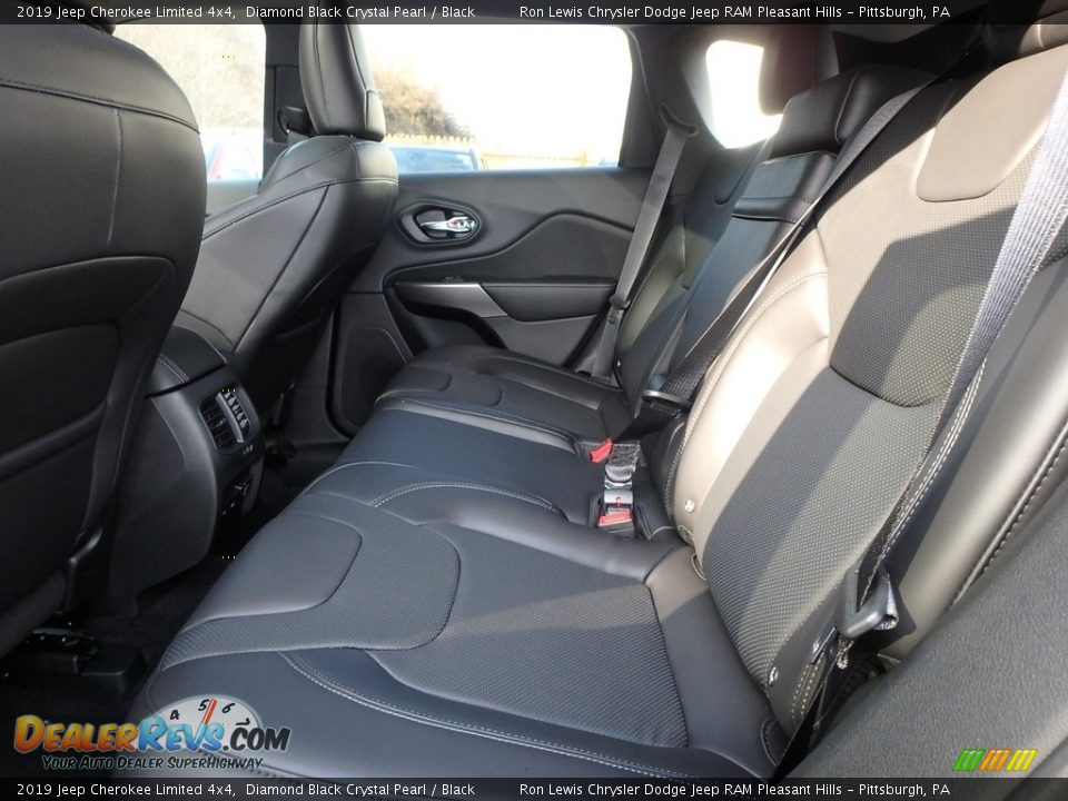 2019 Jeep Cherokee Limited 4x4 Diamond Black Crystal Pearl / Black Photo #11
