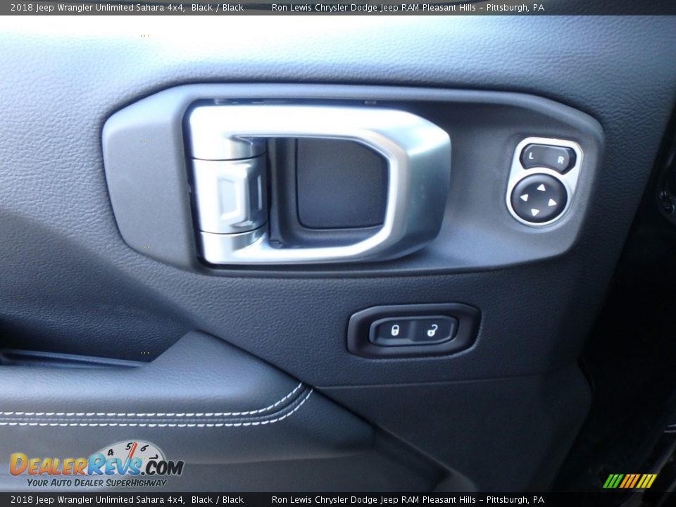2018 Jeep Wrangler Unlimited Sahara 4x4 Black / Black Photo #13