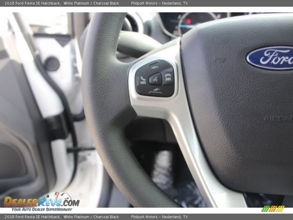 2018 Ford Fiesta SE Hatchback White Platinum / Charcoal Black Photo #18