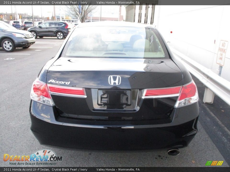 2011 Honda Accord LX-P Sedan Crystal Black Pearl / Ivory Photo #4