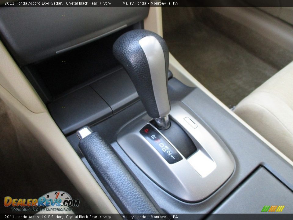 2011 Honda Accord LX-P Sedan Crystal Black Pearl / Ivory Photo #14