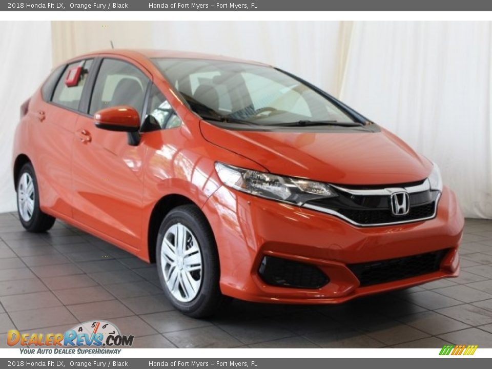 Front 3/4 View of 2018 Honda Fit LX Photo #2