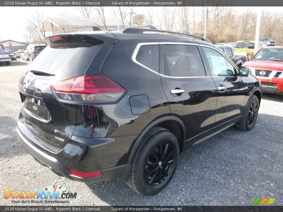 2018 Nissan Rogue SV AWD Magnetic Black / Charcoal Photo #5