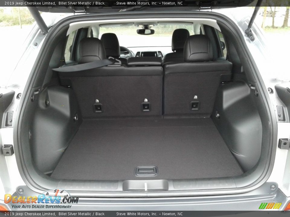 2019 Jeep Cherokee Limited Trunk Photo #12