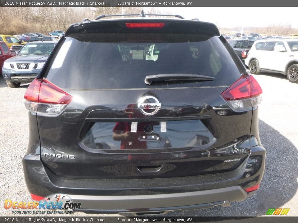 2018 Nissan Rogue SV AWD Magnetic Black / Charcoal Photo #4