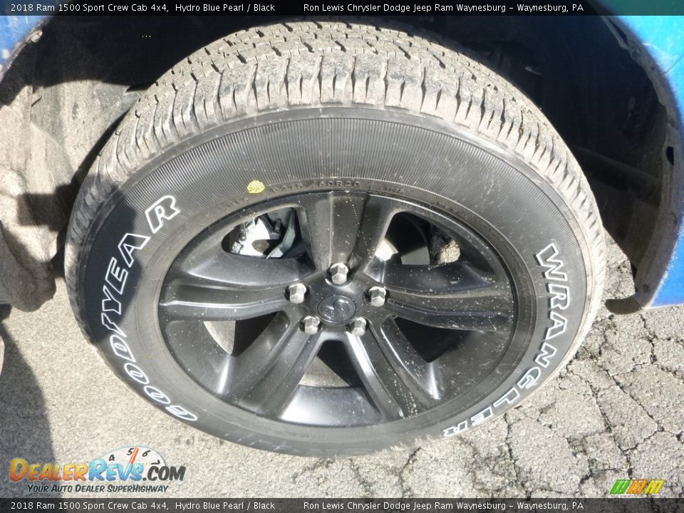 2018 Ram 1500 Sport Crew Cab 4x4 Hydro Blue Pearl / Black Photo #9