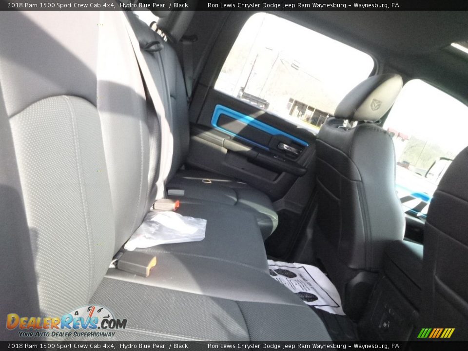 2018 Ram 1500 Sport Crew Cab 4x4 Hydro Blue Pearl / Black Photo #13