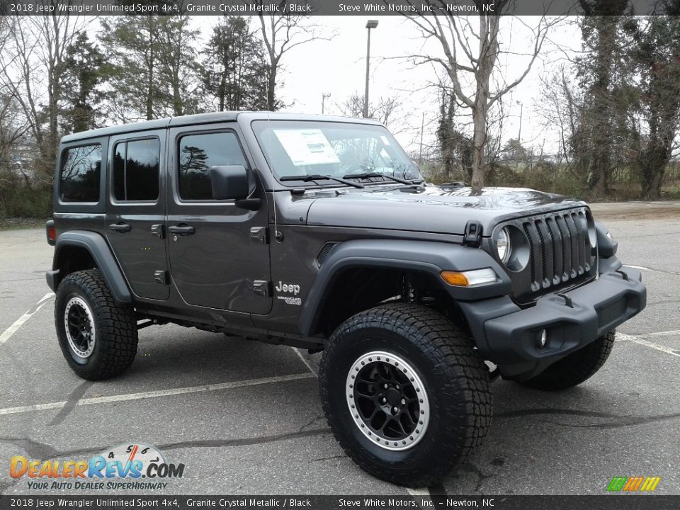 Front 3/4 View of 2018 Jeep Wrangler Unlimited Sport 4x4 Photo #4