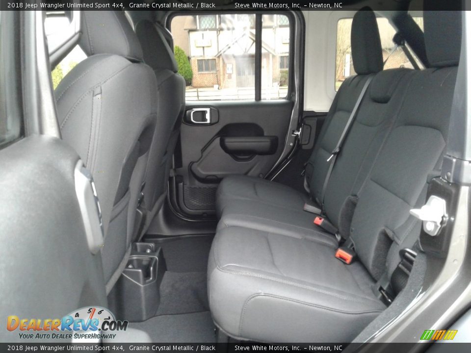 2018 Jeep Wrangler Unlimited Sport 4x4 Granite Crystal Metallic / Black Photo #11