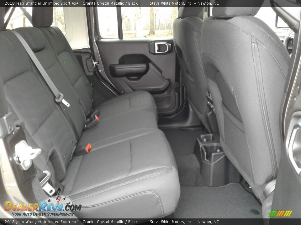 2018 Jeep Wrangler Unlimited Sport 4x4 Granite Crystal Metallic / Black Photo #13