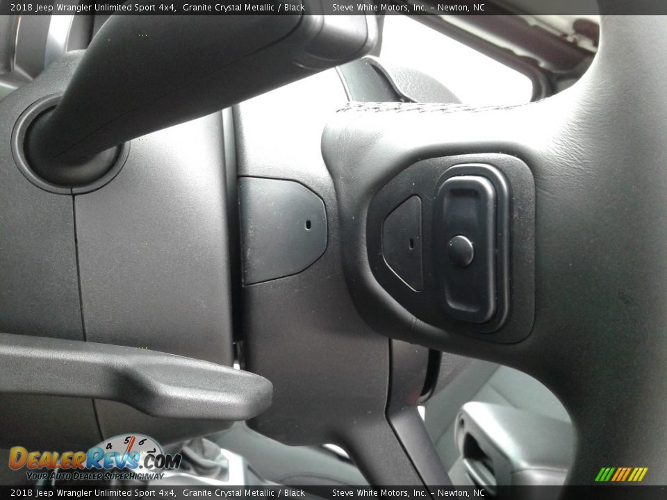 2018 Jeep Wrangler Unlimited Sport 4x4 Granite Crystal Metallic / Black Photo #15