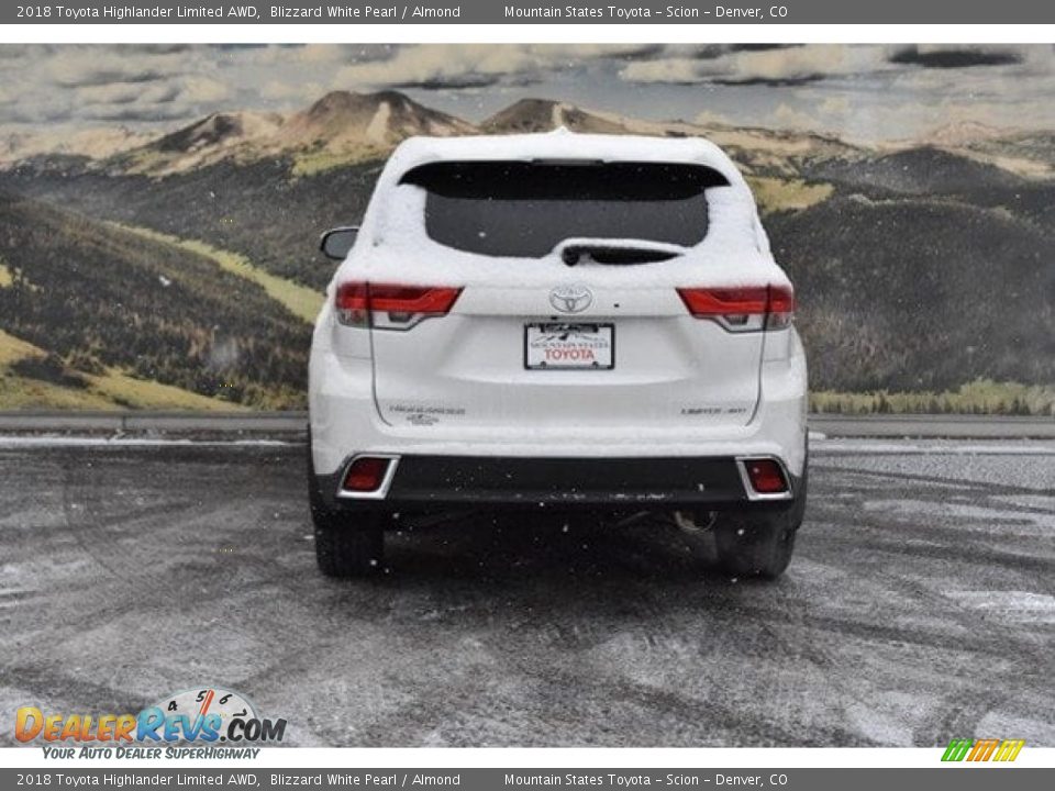 2018 Toyota Highlander Limited AWD Blizzard White Pearl / Almond Photo #4