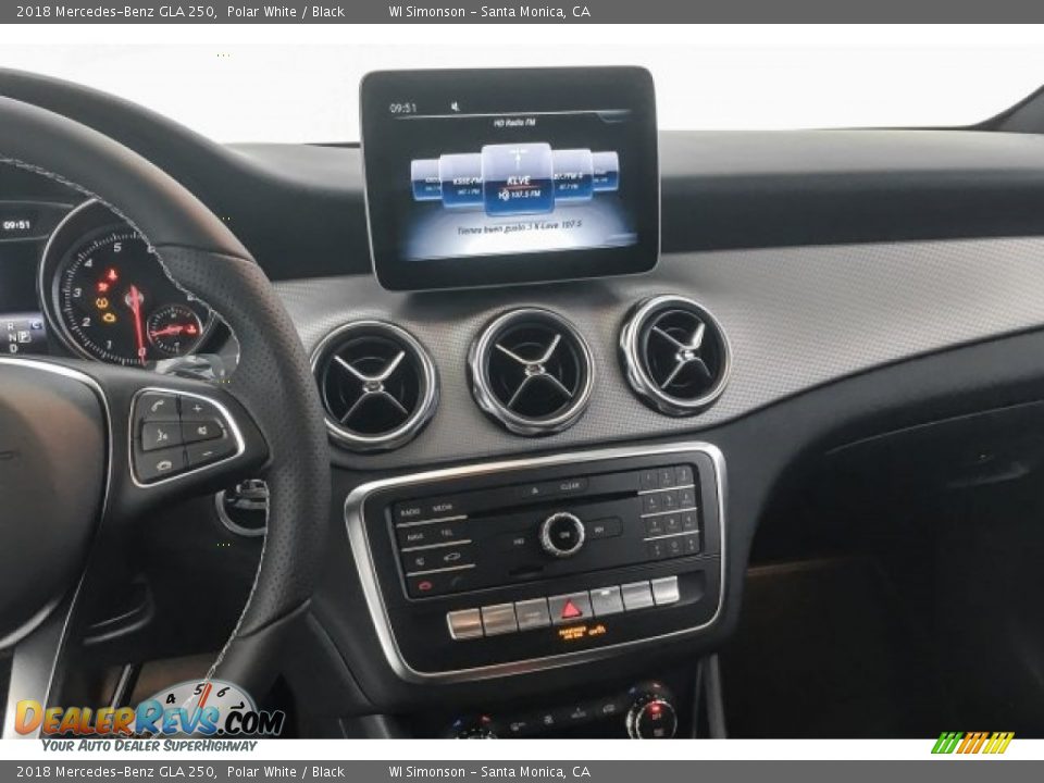 2018 Mercedes-Benz GLA 250 Polar White / Black Photo #5