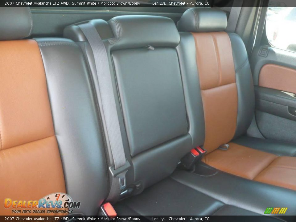2007 Chevrolet Avalanche LTZ 4WD Summit White / Morocco Brown/Ebony Photo #17