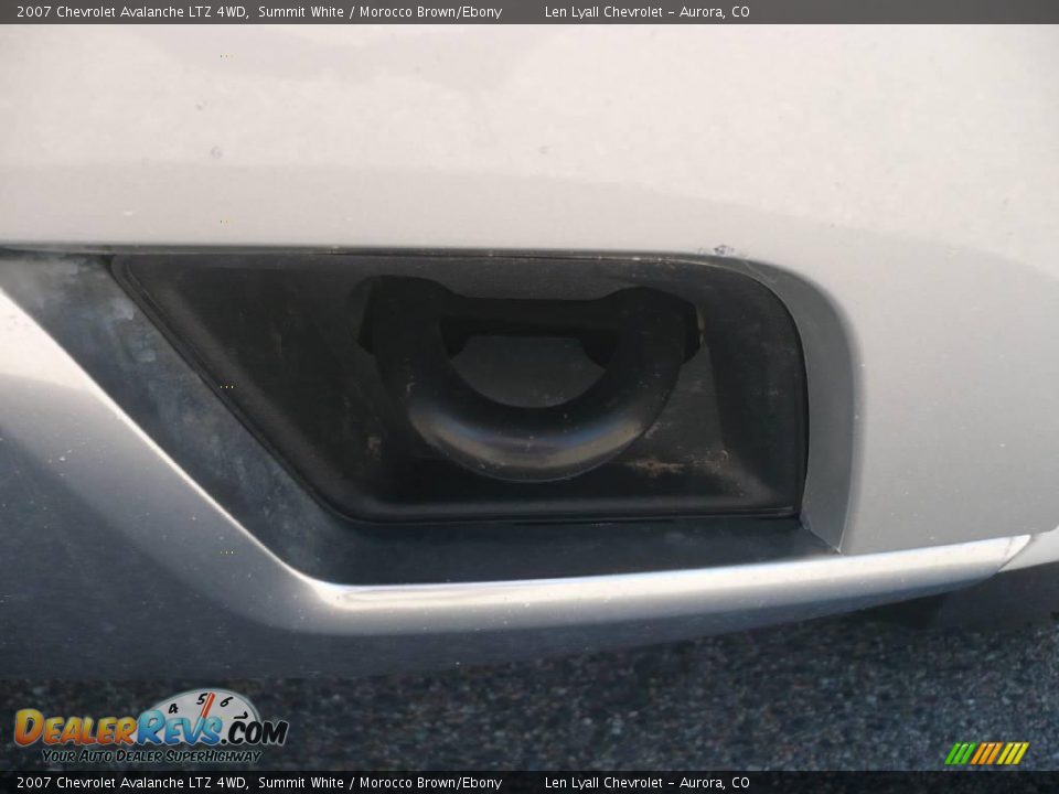 2007 Chevrolet Avalanche LTZ 4WD Summit White / Morocco Brown/Ebony Photo #24