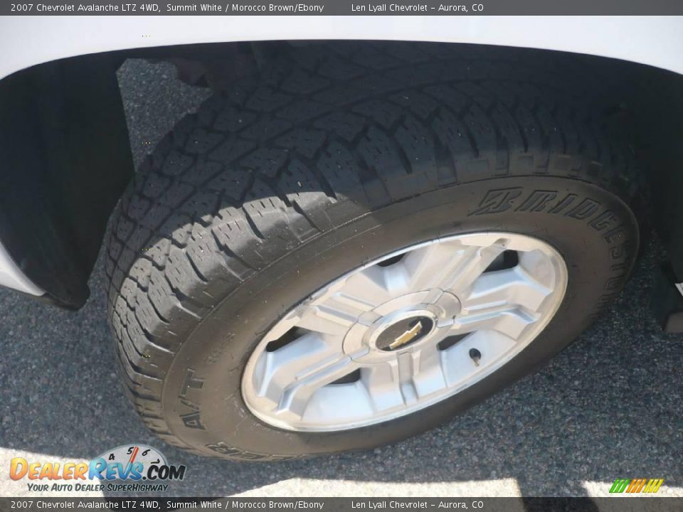 2007 Chevrolet Avalanche LTZ 4WD Summit White / Morocco Brown/Ebony Photo #26