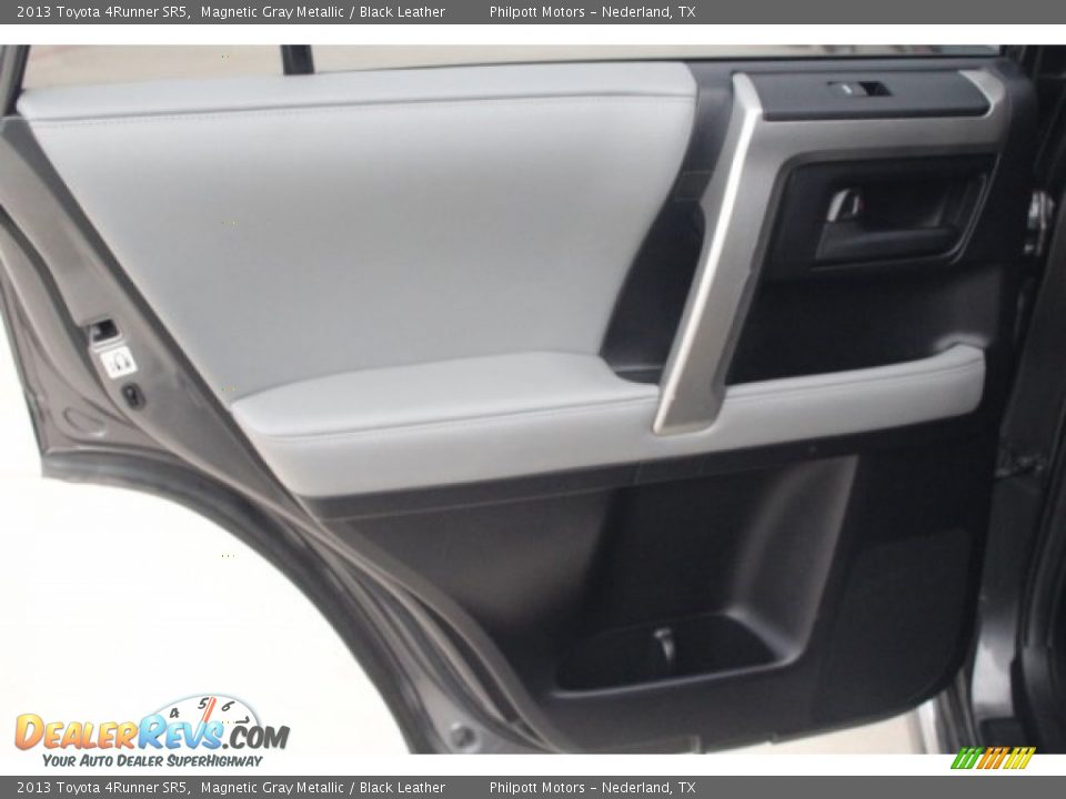 2013 Toyota 4Runner SR5 Magnetic Gray Metallic / Black Leather Photo #22