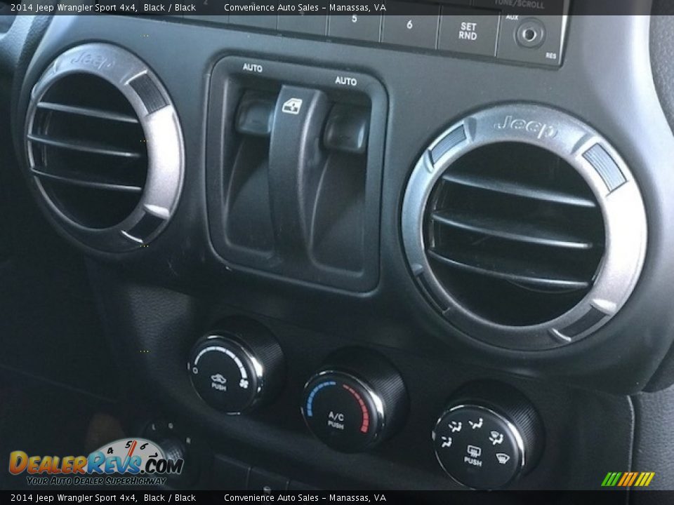 2014 Jeep Wrangler Sport 4x4 Black / Black Photo #20