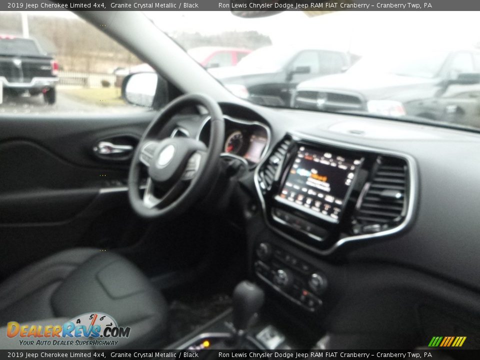 2019 Jeep Cherokee Limited 4x4 Granite Crystal Metallic / Black Photo #11