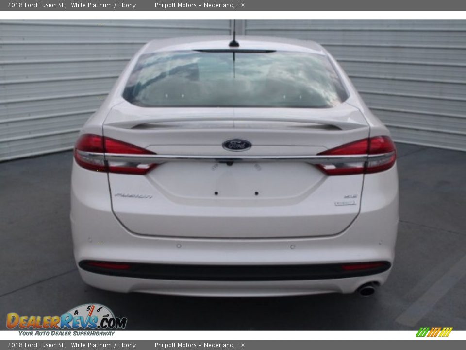 2018 Ford Fusion SE White Platinum / Ebony Photo #8