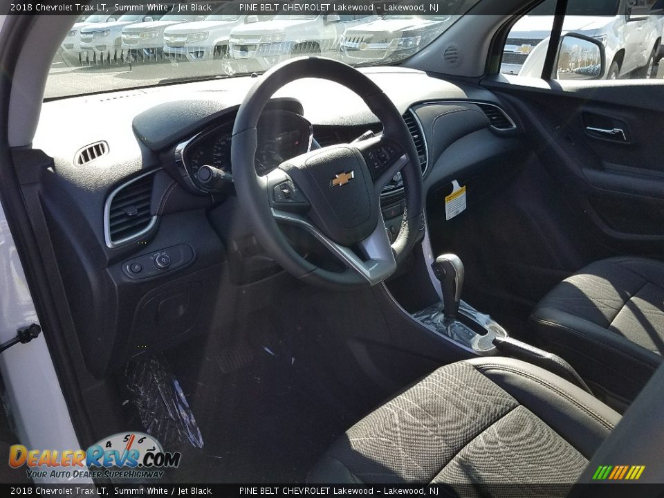 2018 Chevrolet Trax LT Summit White / Jet Black Photo #7